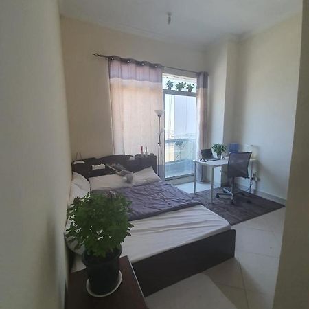 One Masterbedroom In 2 Bedroom Apt,Al Darwesh,Al Barsha 1 Ντουμπάι Εξωτερικό φωτογραφία